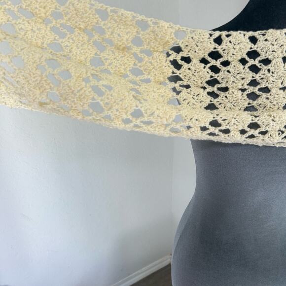 Small handmade- knit cream neck scarf- in tractor design boho western - OS - Picture 7 of 9